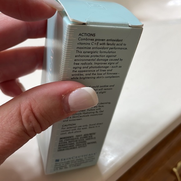 SkinCeuticals CE ferulic - Picture 4 of 8